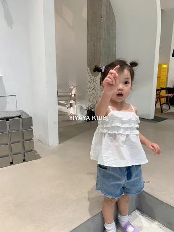 Áo 2 dây trắng tầng Yiyaya