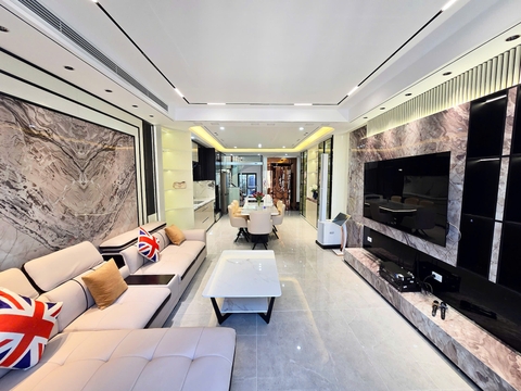 Bán nhà phân lô Ngọc Thụy, 6 tầng, DT 58m2, MT 4.6m, 4PN, full nội thất, tiện kinh doanh