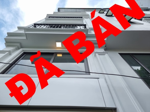 Bán nhà phố Cổ Linh, Thạch Bàn, Nhà 6 tầng, DT 30m2, MT 5.5m, 3PN, SĐCC, ĐÃ BÁN