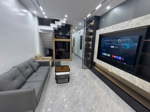 Bán nhà phố Chu Huy Mân, gần Vinschool, 6 tầng, DT 70m2, MT 3.6m, 5PN, full nội thất