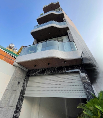 Bán nhà phố Cự Khối, view hồ Cự Khối, 7 tầng, DT 57m2, MT 4m, 4PN, full nội thất, 2026