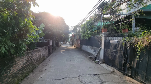 Bán đất Cự Khối, gần cầu Thanh Trì, Lô góc, 2 mặt ngõ, DT 200m2, MT 10m, 2025