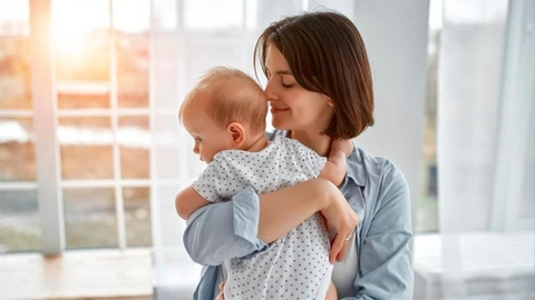 Cân nặng chuẩn của em bé khi chào đời là bao nhiêu? Bác sĩ giải đáp để mẹ bầu yên tâm hơn