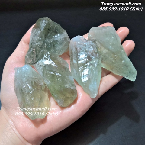 ĐÁ THẠCH ANH TÍM XANH – PRASIOLITE