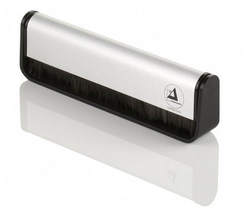 CHỔI CLEARAUDIO CARBON FIBRE BRUSH