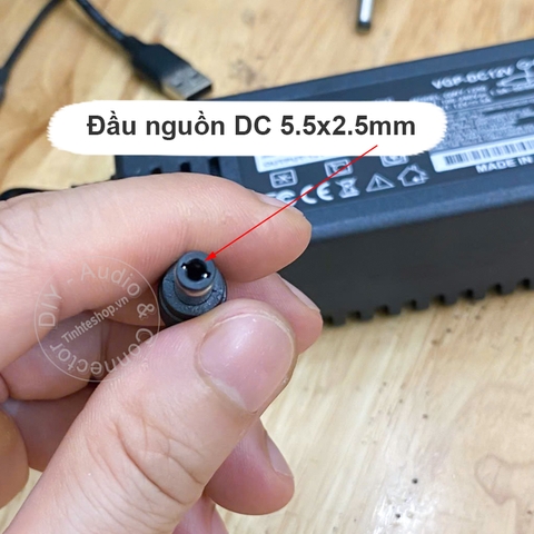 Nguồn adapter 12V 5A cho máy chấm công chuẩn cắm 5.5x2.5mm