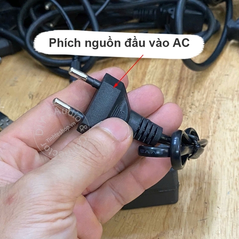 Nguồn adapter 12V 5A cho máy chấm công chuẩn cắm 5.5x2.5mm