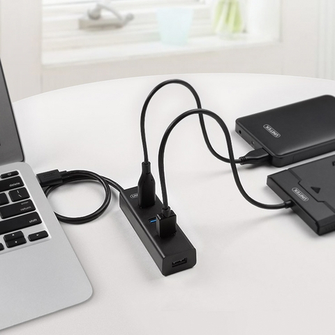Bộ chia 4 cổng USB 3.0 Unitek Y-3089 có cổng hỗ trợ nguồn ngoài