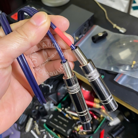 Cáp chia 6.5 ly stereo sang 2 đầu mono R-L