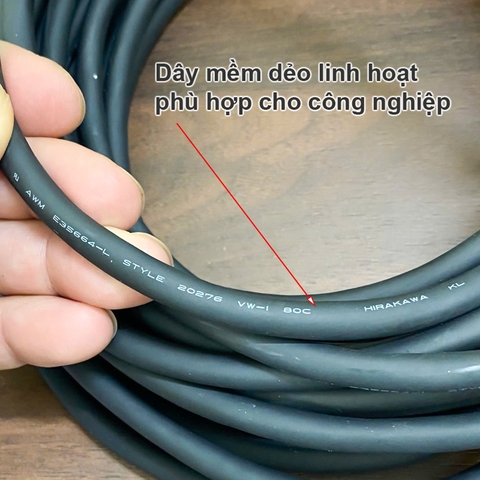 Dây mạng bắt ốc mềm dẻo cho camera thiết bị công nghiệp HIRAKAWA 5 mét - Network cables with ultra-flexible locking mechanisms are suitable for industrial environments such as conveyor belts and chain troughs.