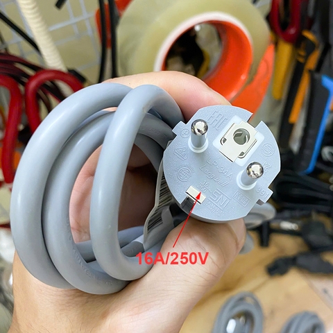 Dây nguồn EU IEC 60320 C13 màu trắng 3x0.75mm 1.8 mét - C13 power cord