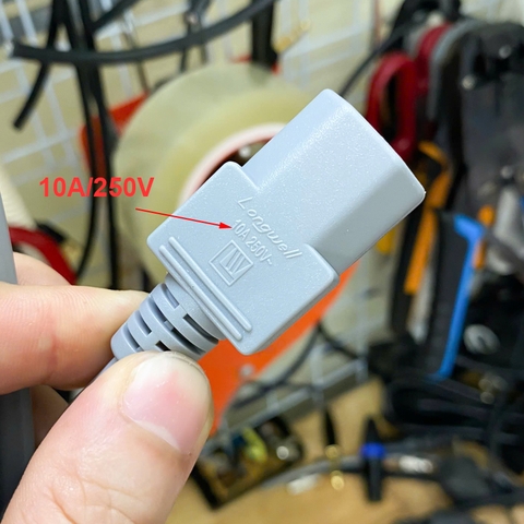 Dây nguồn EU IEC 60320 C13 màu trắng 3x0.75mm 1.8 mét - C13 power cord