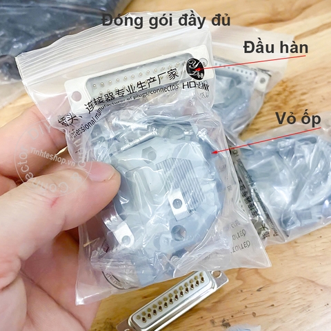 Cổng DB25 đực hàn kèm vỏ ốp - DB25 male connector