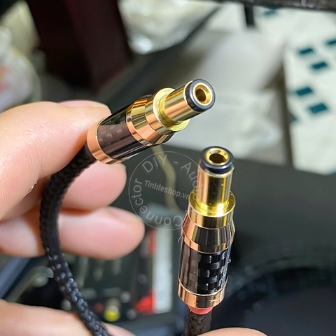 Dây nguồn DAC AMP 5.5x2.5mm sang 5.5x2.1mm lõi đồng mạ bạc - Audio power cable