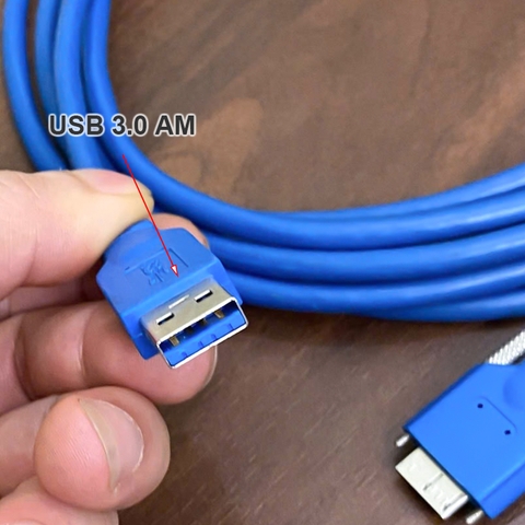 Cáp USB 3.0 locking cho Camera quét vùng Omron - USB 3.0 AM to Micro BM cable with screw lock for industrial cameras