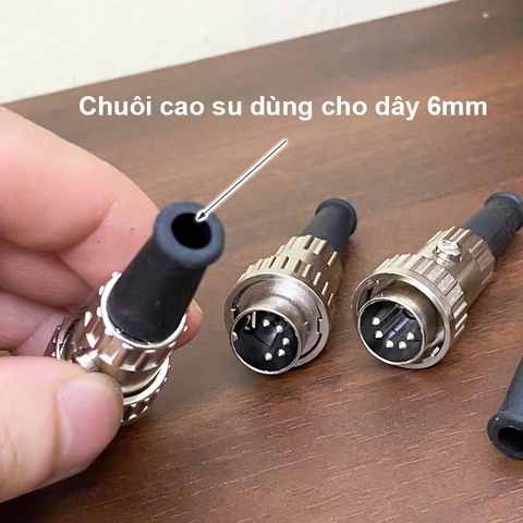 Đầu DIN8 đực khóa ren cho âm ly Naim NAC332 - DIN8 male locking solder plug