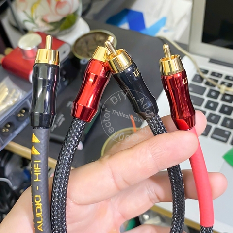 Cáp bông sen MOGAMI NEGLEX quad 2534 âm thanh hiệu suất cao