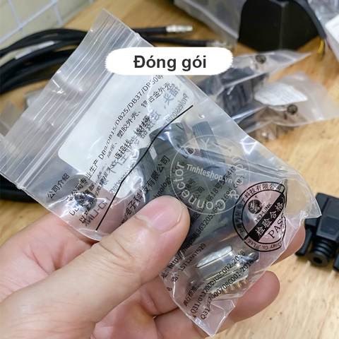 Jack DB9 mạ vàng kèm vỏ nhựa - RS232 DB9 male connector