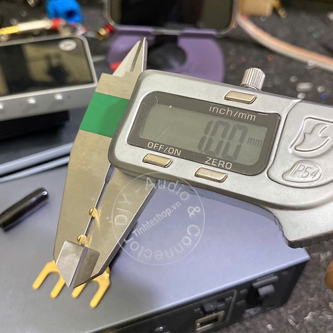 Jack càng cua đồng nhỏ 4 chiếc - Small Y-style audio plug