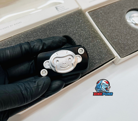 Nắp bình dầu Bikers mẫu hình Monkey màu bạc