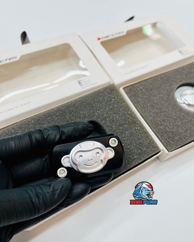 Nắp bình dầu Bikers mẫu hình Monkey màu bạc