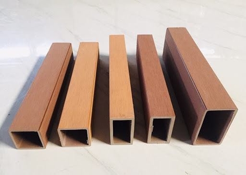Giá thanh lam gỗ nhựa có đắt không?
