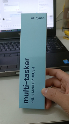 Bút Maker Up Đa Năng Makeup Brush 4 In 1