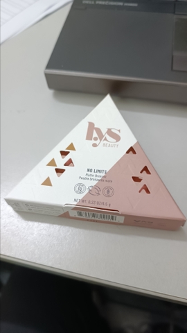 Lys Beauty 6.5g No Limits Matte Bronzer