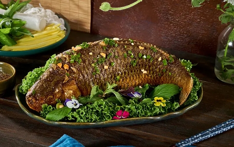 Hết sảy với hương vị cá chép chiên giòn