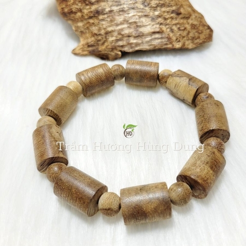 VÒNG TAY TRẦM HƯƠNG TỰ NHIÊN TRỤ TRÚC - NAM -12MM