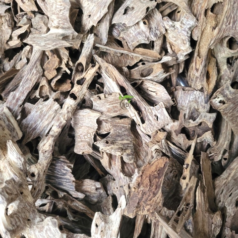 TRẦM MIẾNG TỰ NHIÊN - OUD CHIPS - HD07