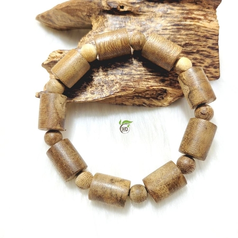 VÒNG TAY TRẦM HƯƠNG TỰ NHIÊN TRỤ TRÚC - NAM -12MM