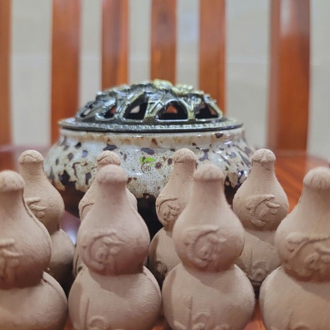 NỤ HỒ LÔ TÀI LỘC