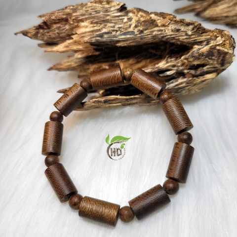 VÒNG TAY TRẦM HƯƠNG VIP TRỤ TRÚC NAM NỮ - 8MM