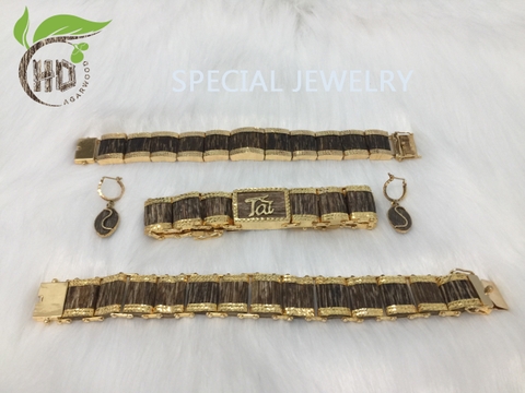 LÁCH TAY TRẦM HƯƠNG CAO CẤP