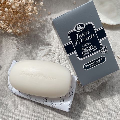 Xà phòng nước hoa White Musk