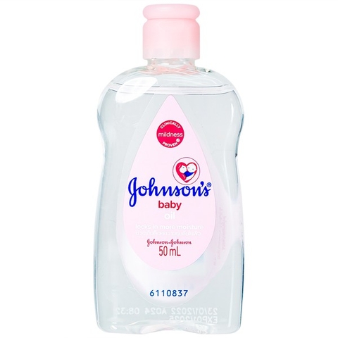 Dầu mát xa Johnson's baby