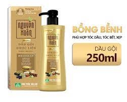Dầu gội dược liệu Nguyên Xuân bồng bềnh chai 250ml