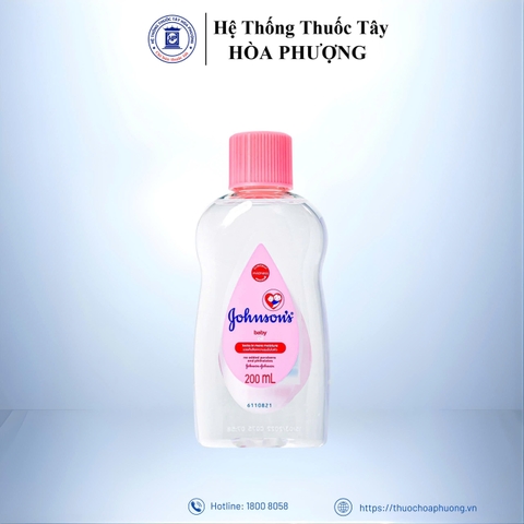 Dầu mát xa Johnson's baby