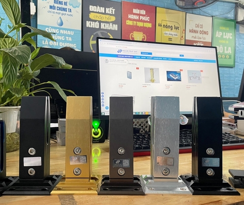 TRỤ CẦU THANG LAN CAN