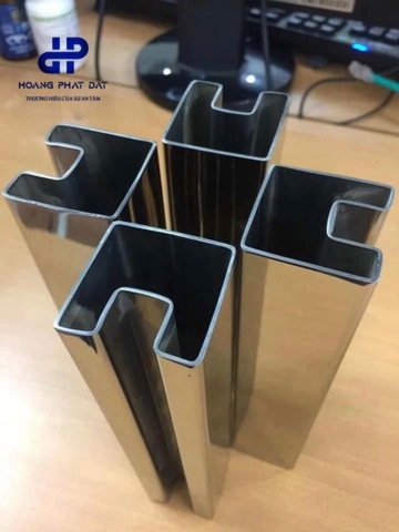 Tay Vịn Inox vuông có rãnh 40*40