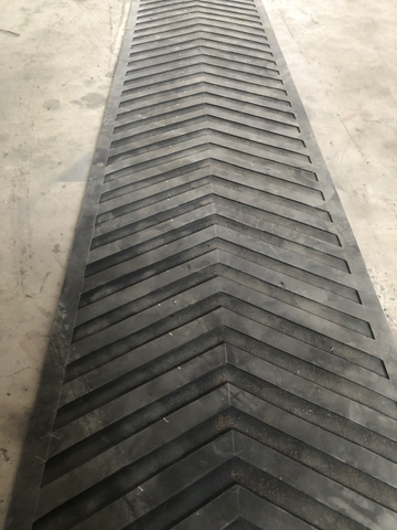 BĂNG TẢI GAI TẠO NHẬT (Mẫu 3)