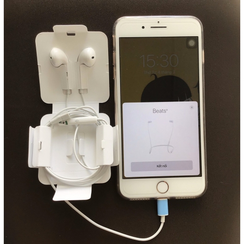 TAI NGHE 7, 8, X,XSM..... KIỂU GIỐNG ZIN JACK LIGHTNING KẾT NỐI BLUETOOTH AUTO CONNECT