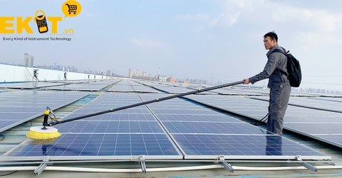 Chổi lau pin năng lượng mặt trời SUNNY SMILER X42