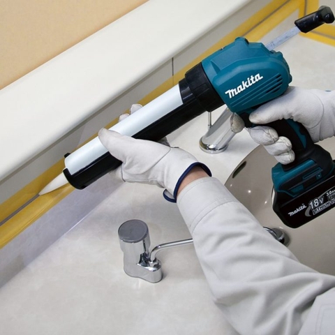 Súng bắn silicon MAKITA DCG180ZB