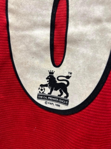 Vintage 2000 Manchester United Jersey