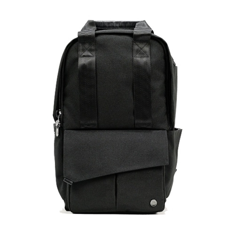 Balo Chống Nước PKG Rosseau Chất liệu bề mặt và lớp lớp nhẹ, bền và dễ lau chùi