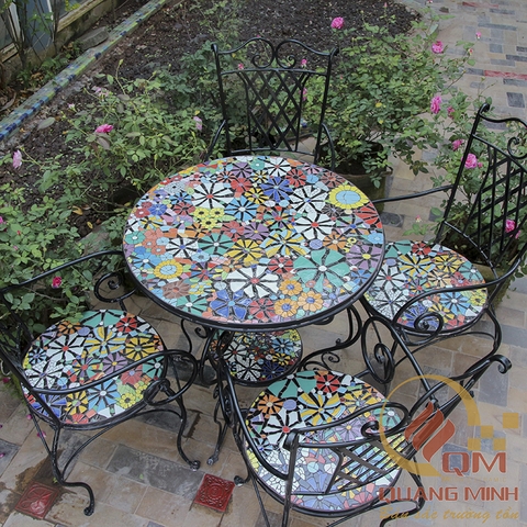 Bàn ghế ngàn hoa