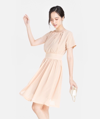 Đầm chiffon xếp nhún