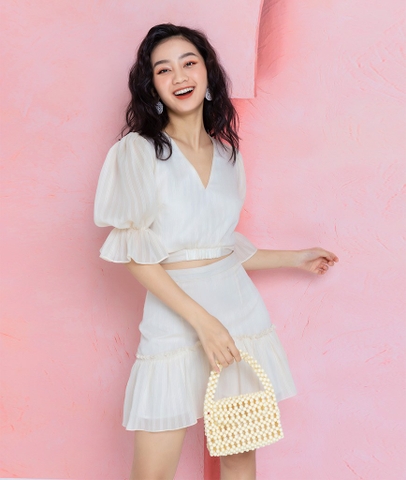 Áo kiểu cổ tim tay nhún